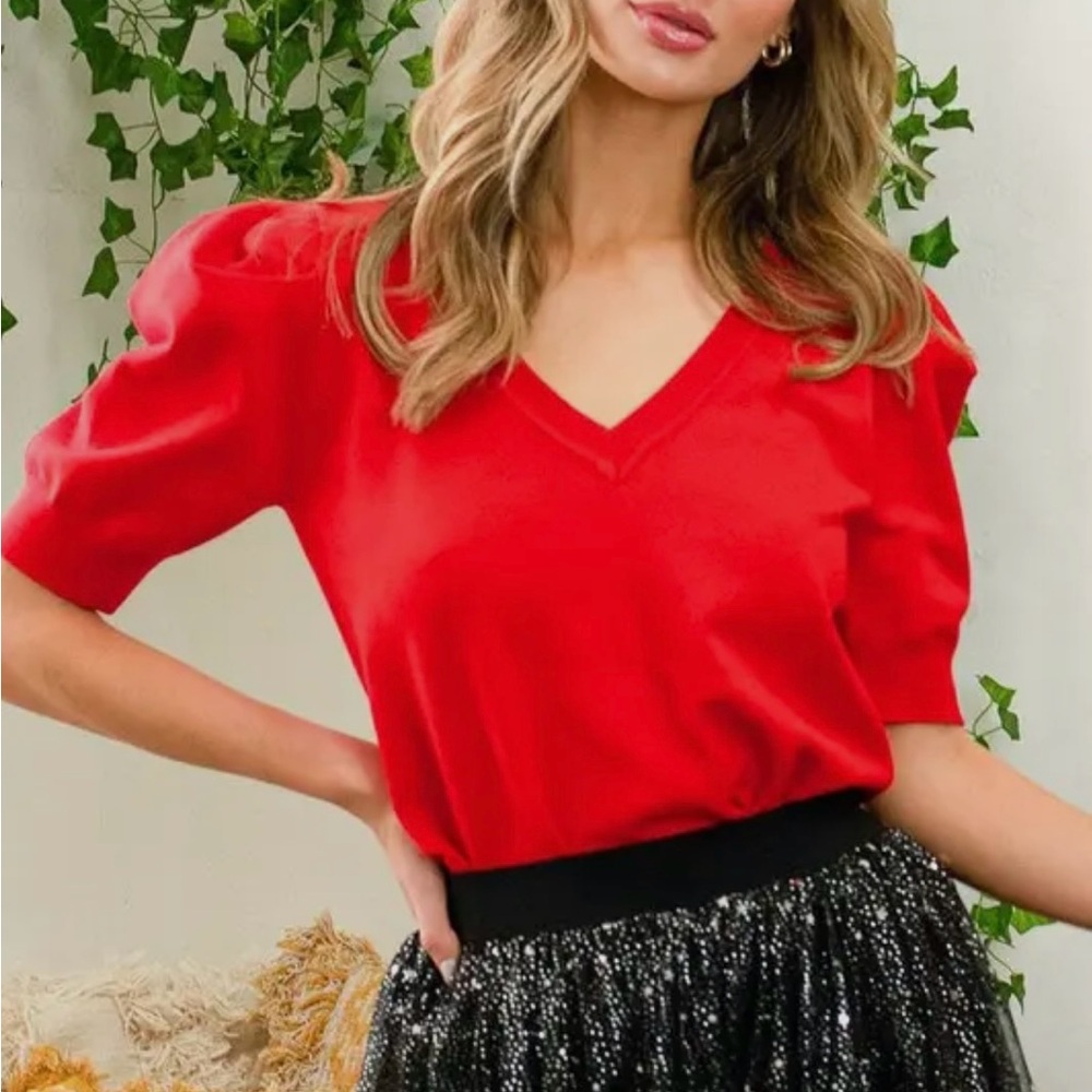 NWT Vine & Love Fine Gauge Puff Sleeve Sweater | Red V-Neck Knit - Picture 2 of 6